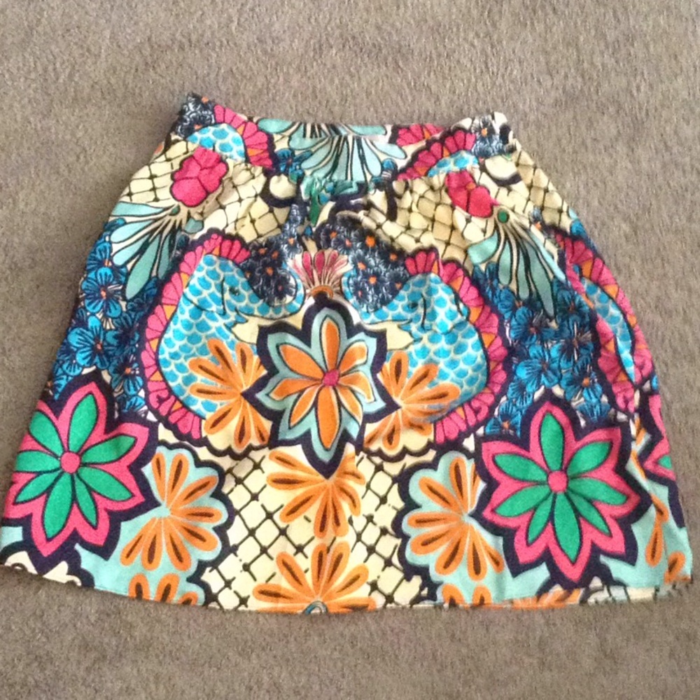 Lily Pulitzer skirt size 4
